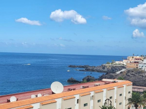Sunny Holidays in Casa Familiar Playa La Arena by HRTenerife Net